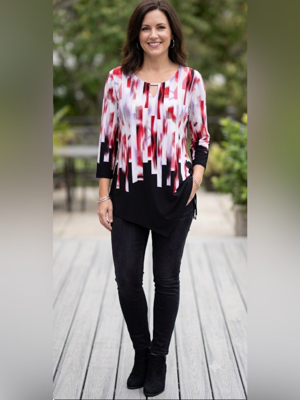 JM Collection Black White Red Abstract-Print Scoop Neck Blouse XL
